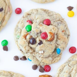 Everything Cookie, A huge cookie packed with M&Msⓒ, pretzels, peanut butter, chocolate chips and oats; sweet almond flavor