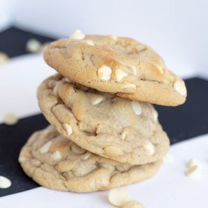 Soft-baked cookie packed with white chocolate chips and macadamia nuts.